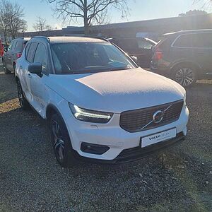 Volvo  D3  R Design 2WD