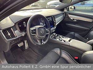 Volvo  Kombi R Design Recharge Plug-In Hybrid AWD