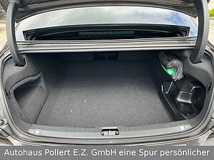 Volvo  T8 Ultimate Dark Recharge Plug-In Hybrid