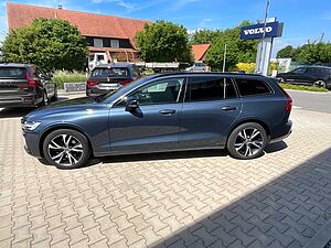 Volvo  Kombi Plus Dark