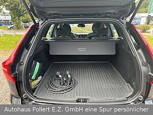 Volvo  T6AWD  R Design Recharge Plug-In Hybrid