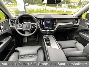 Volvo  Plus Dark Recharge Plug-In T6 Hybrid AWD