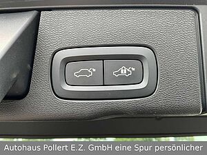 Volvo  B4 Inscription AWD Mild-Hybrid