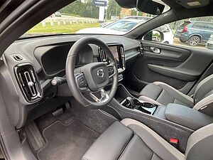 Volvo  Ultimate Recharge Pure Electric 2WD