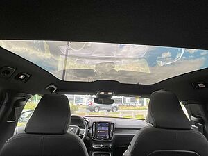 Volvo  Ultimate Recharge Pure Electric 2WD
