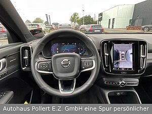 Volvo  B4 Plus Black Edition 2WD