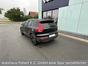 Volvo  B4 Plus Black Edition 2WD