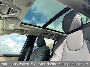 Volvo  Ultra Bright AWD