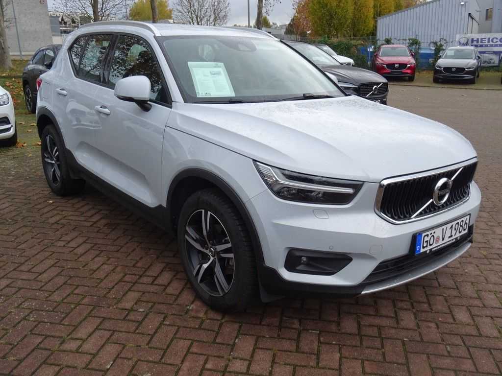 Volvo  XC40 T3 momentum Advanced automat växellåda