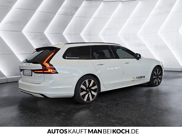 Volvo  V90 Recharge Ultimate, T8 AWD Plug-in Hybrid, Elektrisch/Benzin, Dark