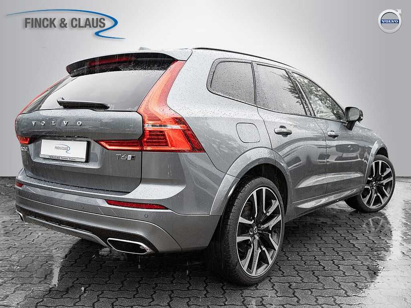 Volvo  T6AWD R-Design