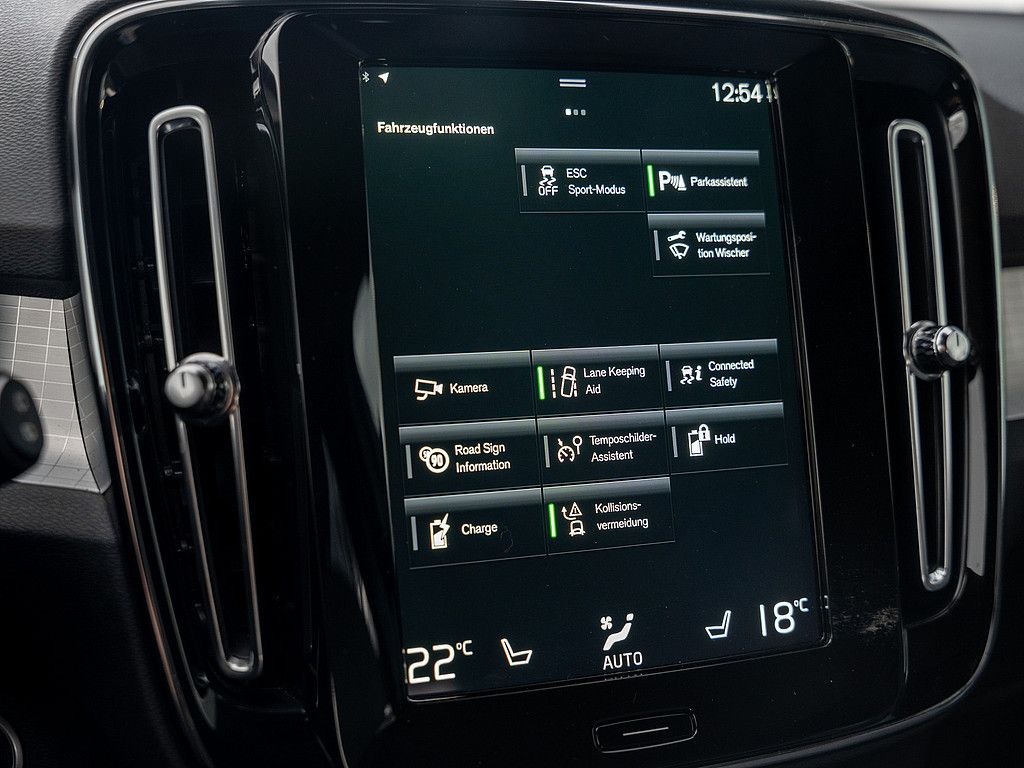 Volvo  T4 Recharge Inscription Expression