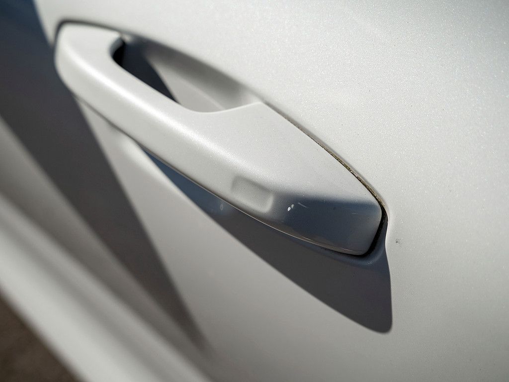 Volvo  T6 AWD Recharge R-Design