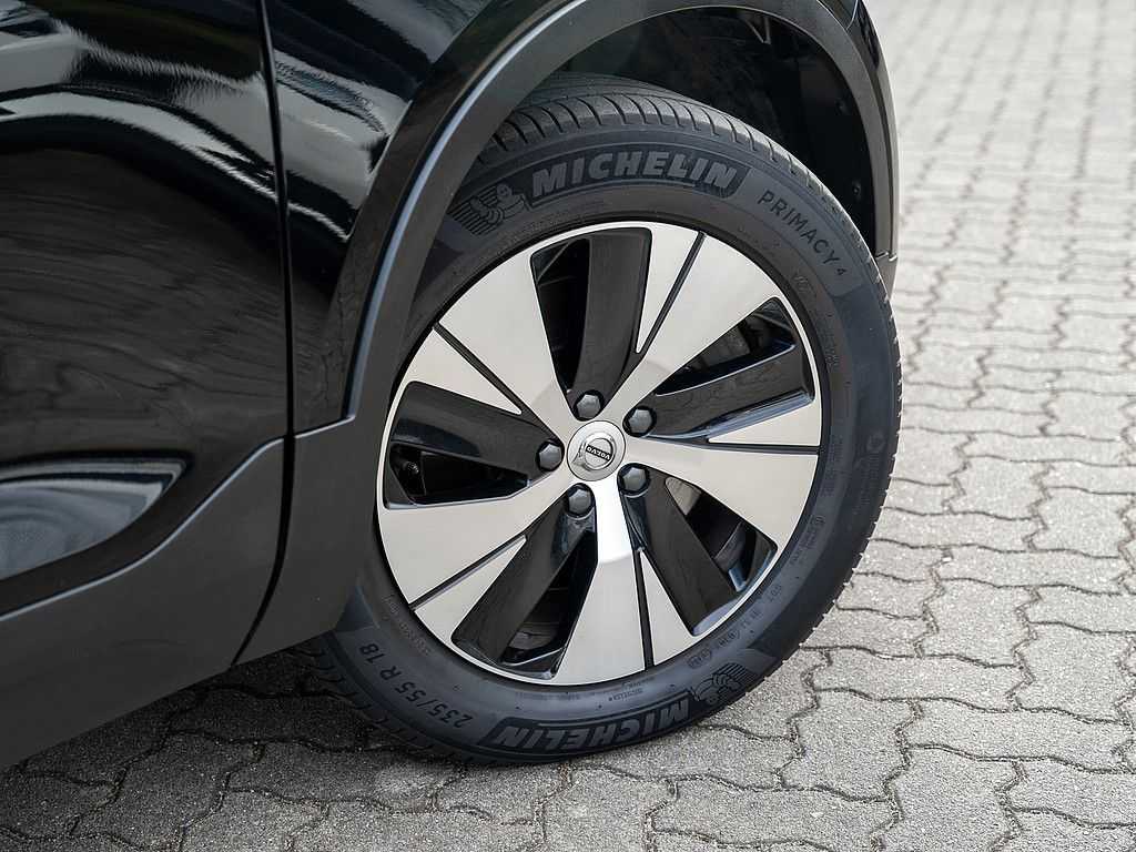 Volvo  T4 Recharge Inscription Expression