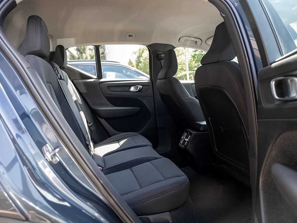 Volvo  T3 Momentum Pro