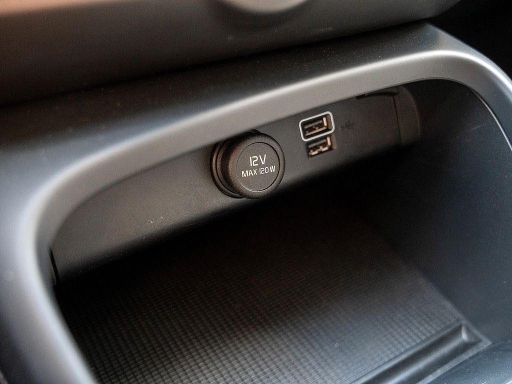 Volvo  T3 Momentum Pro