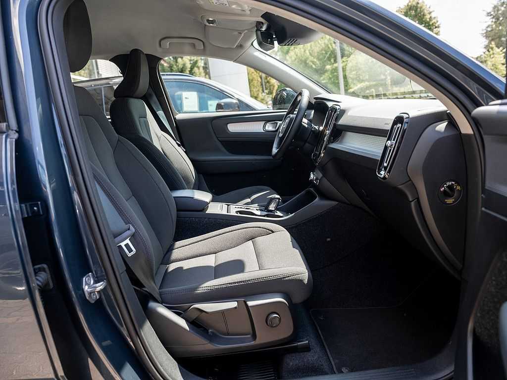 Volvo  T3 Momentum Pro