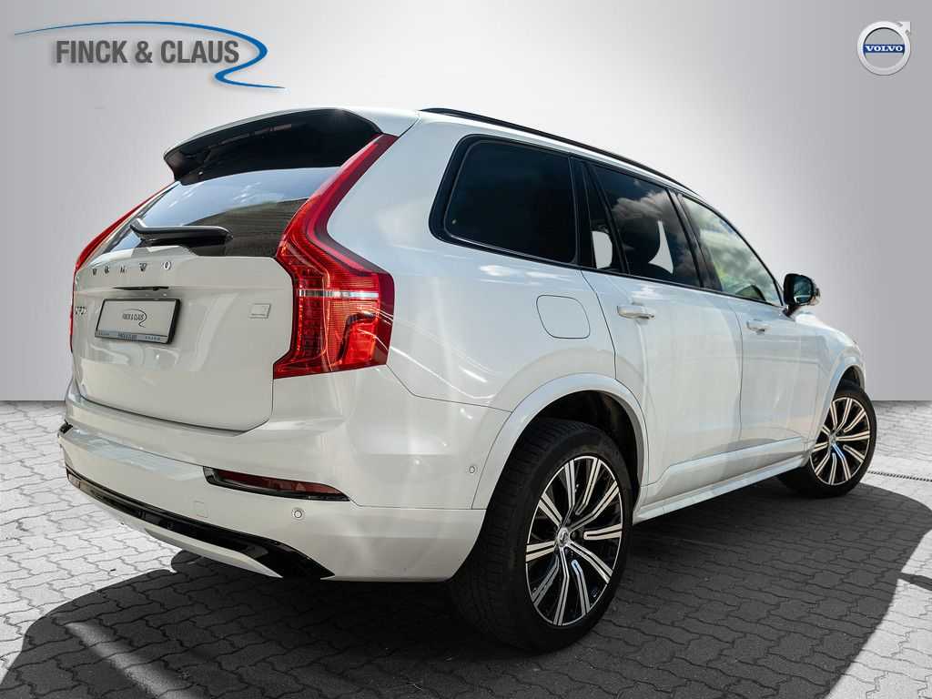 Volvo  T8 AWD Plus Dark
