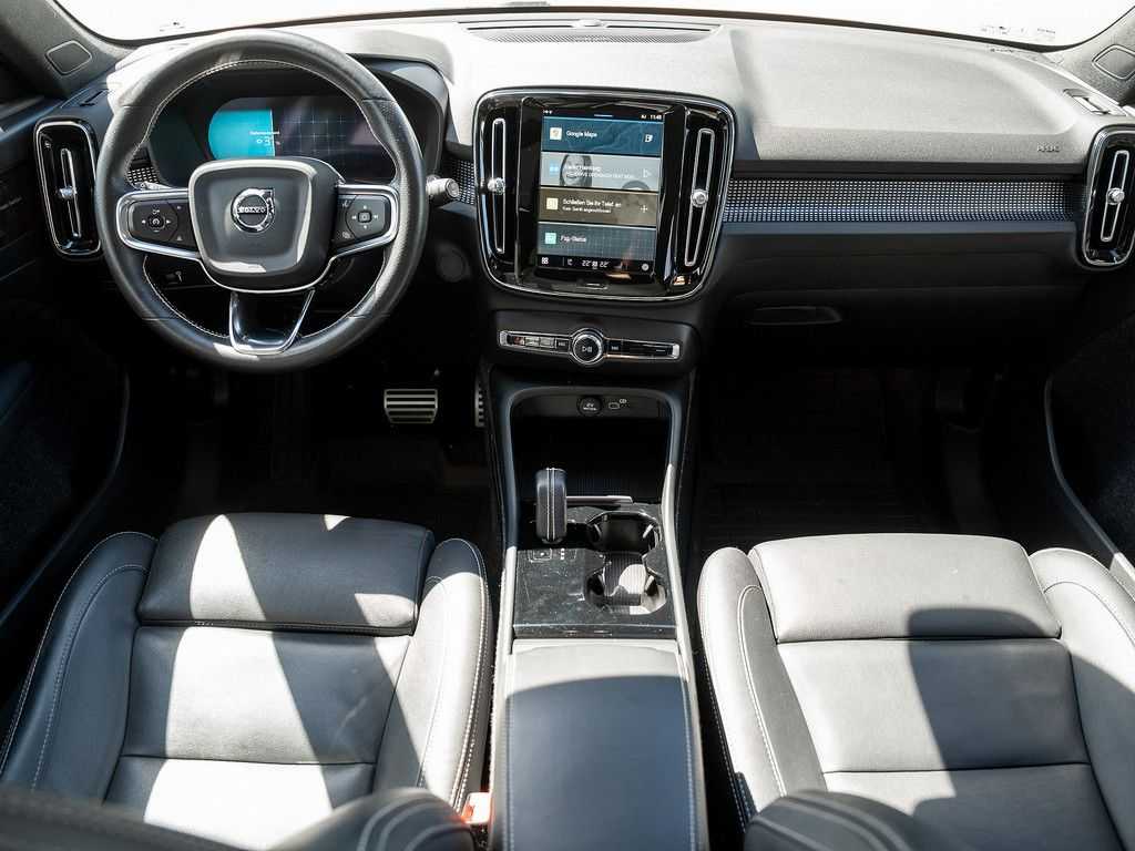 Volvo  Twin Engine R Design