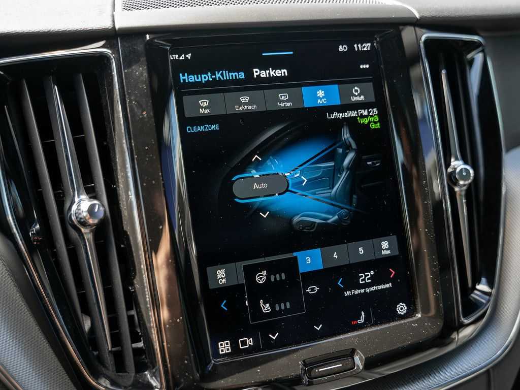 Volvo  T6 AWD Recharge R-Design