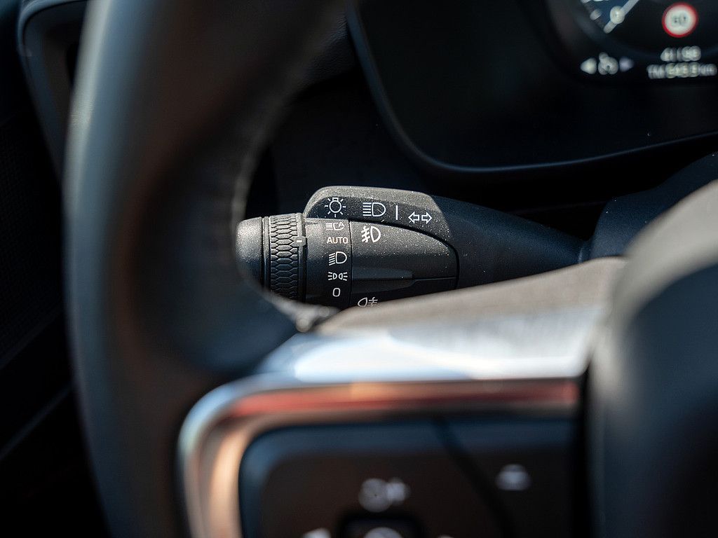 Volvo  T2 Momentum Core