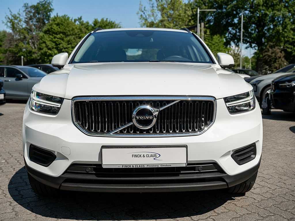 Volvo  T2 Momentum Core