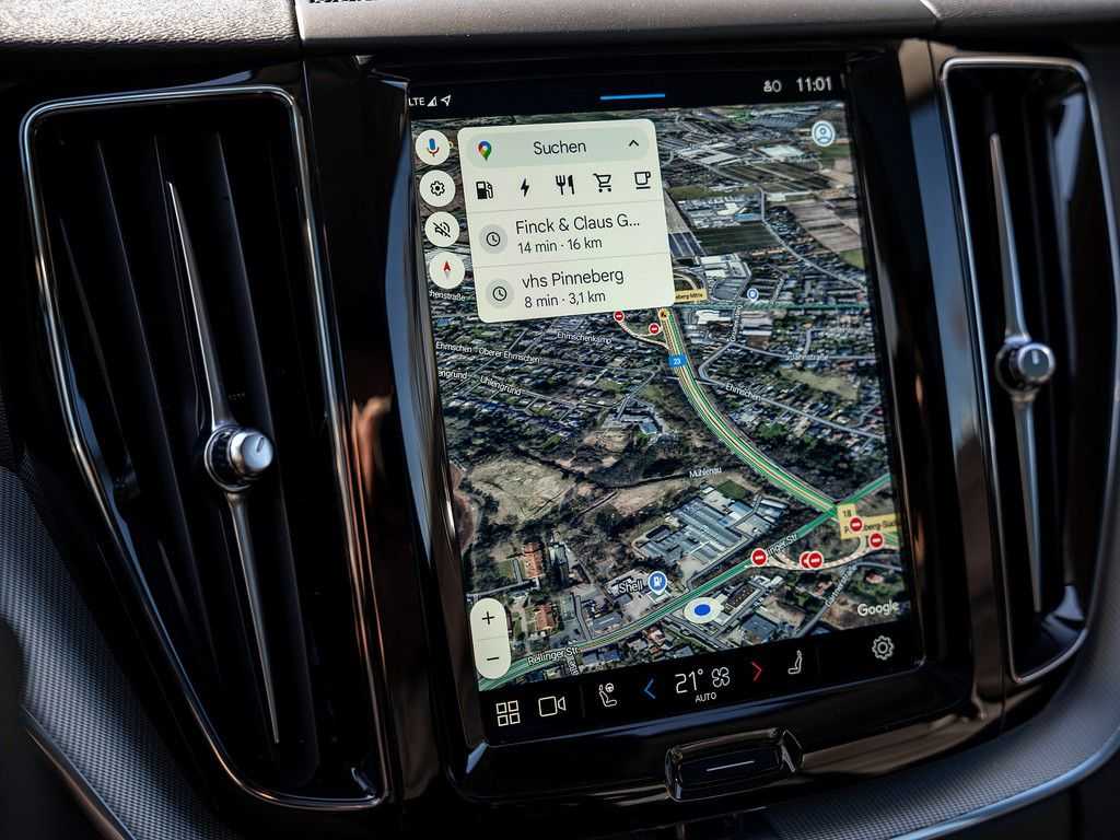 Volvo  T6 AWD Recharge Plus Dark