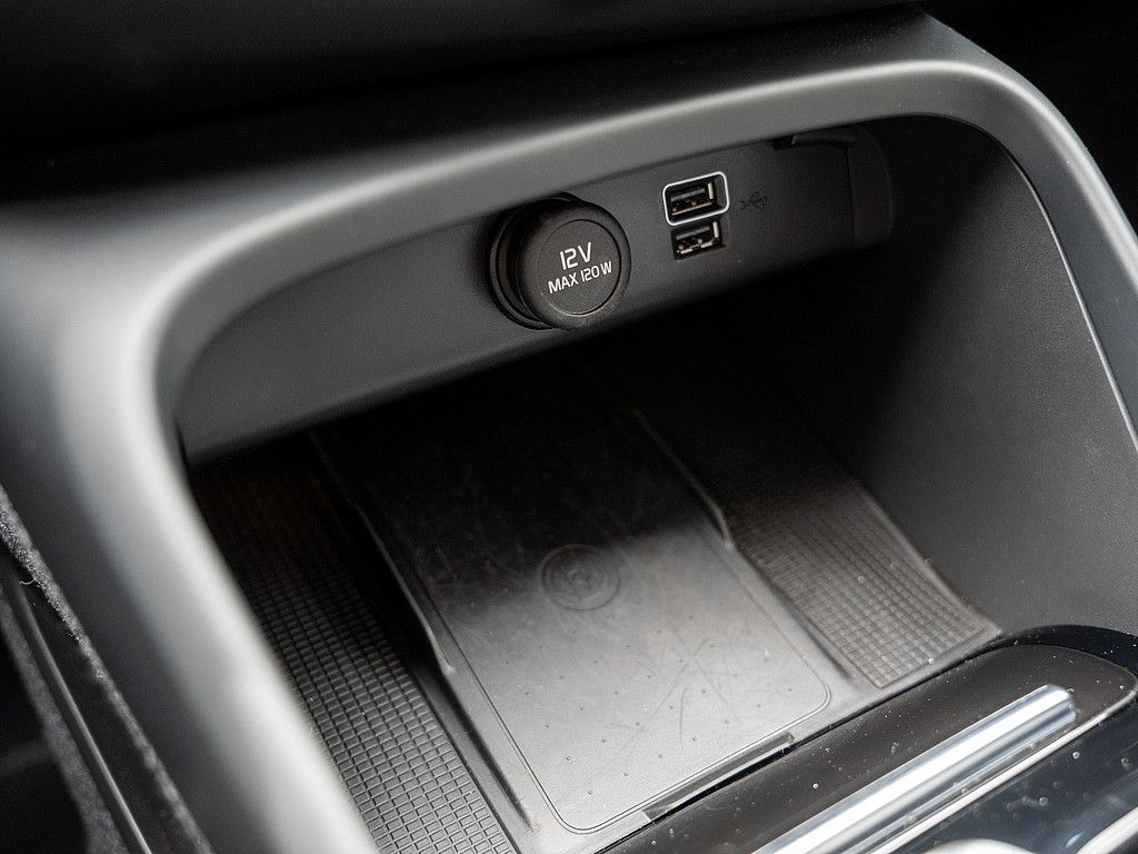 Volvo  T5 Ultimate Dark Recharge