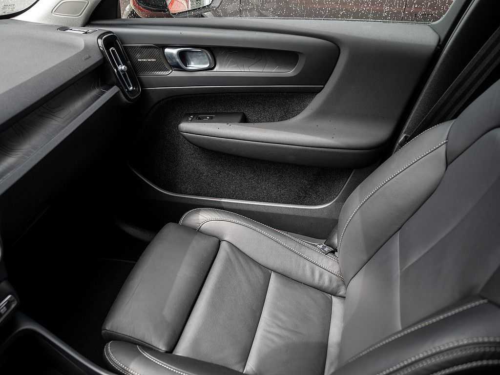 Volvo  T5 Ultimate Dark Recharge