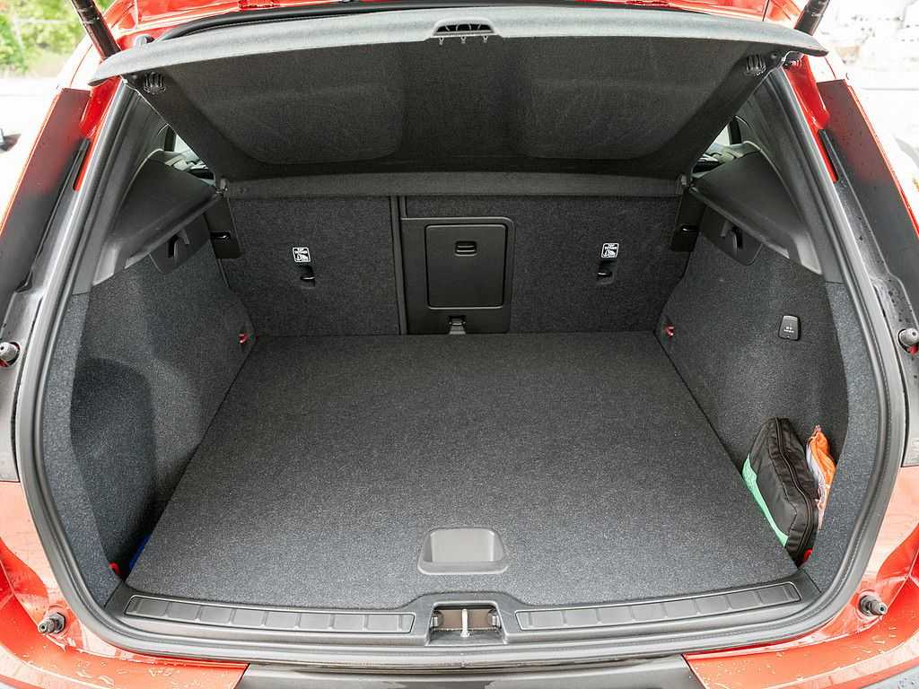 Volvo  T5 Ultimate Dark Recharge