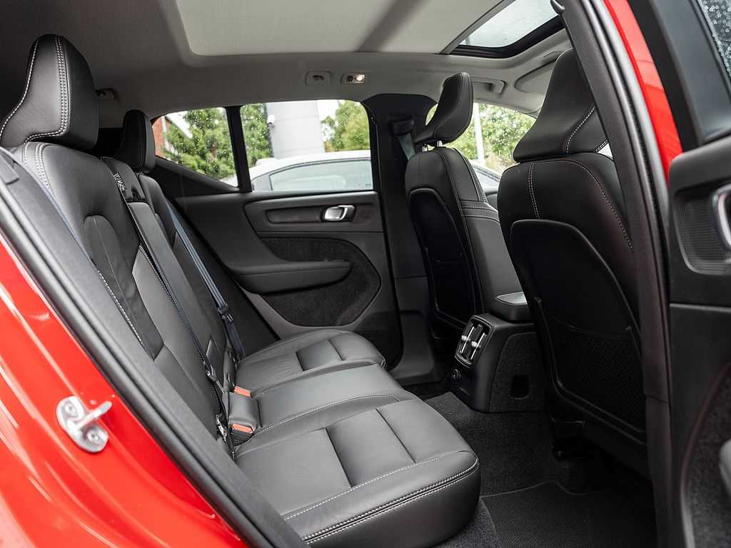 Volvo  T5 Ultimate Dark Recharge