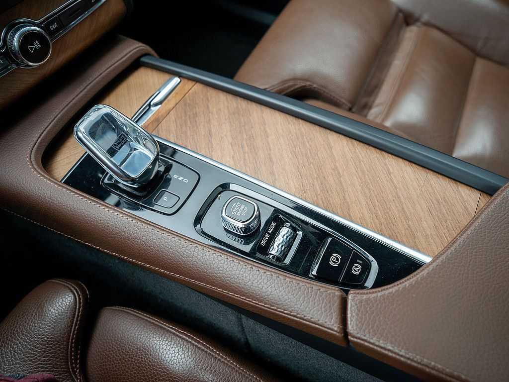 Volvo  B5 AWD Inscription nur an Gewerbetreibende