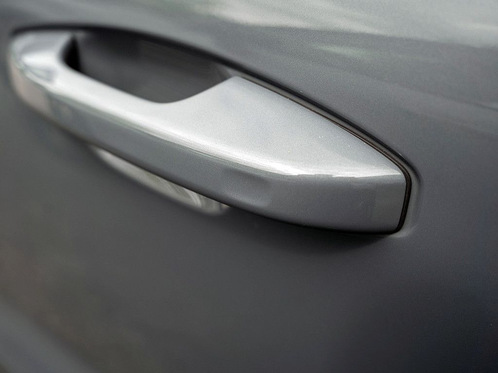 Volvo  T5 Ultimate Dark Recharge Plug-In Hybrid 2W