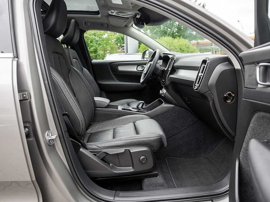Volvo  T4 Inscription Expression Recharge