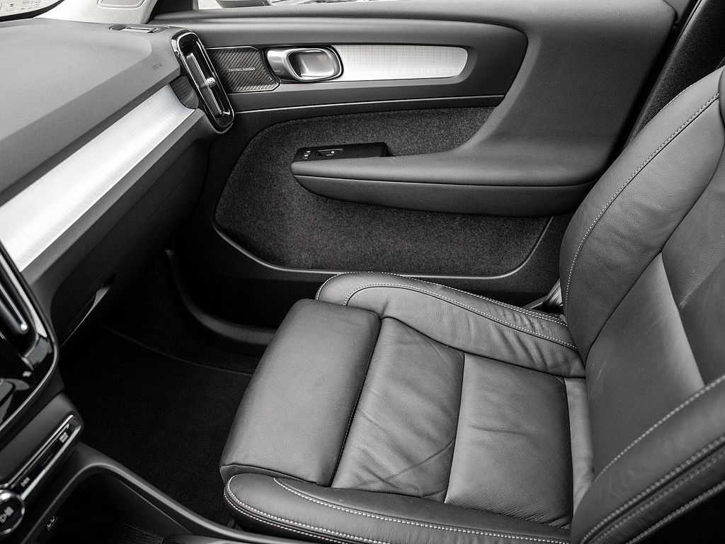 Volvo  T4 Inscription Expression Recharge