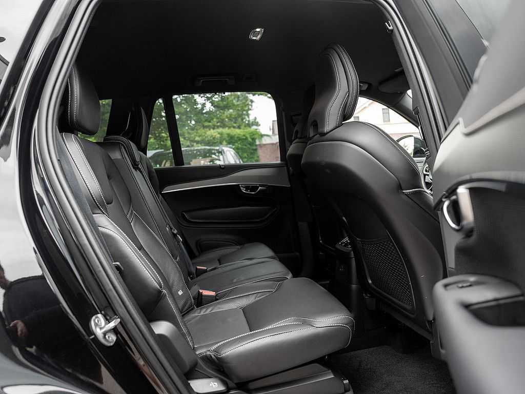 Volvo  T8 AWD R Design Edition LED 360° 7-SITZER