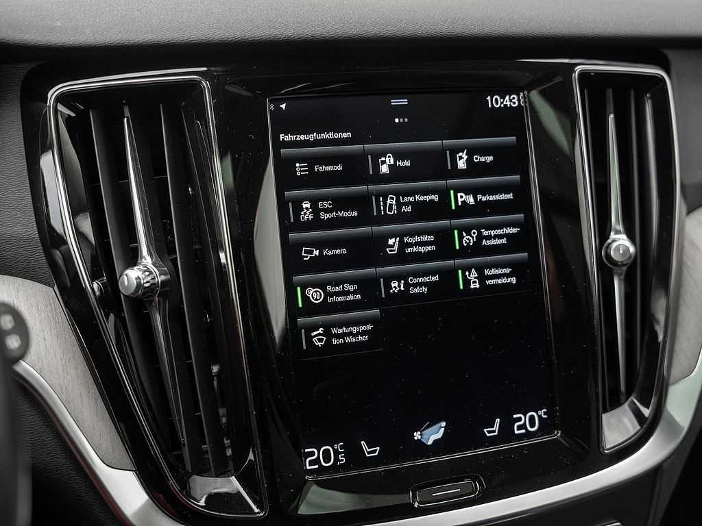 Volvo  T6 AWD Plus Bright