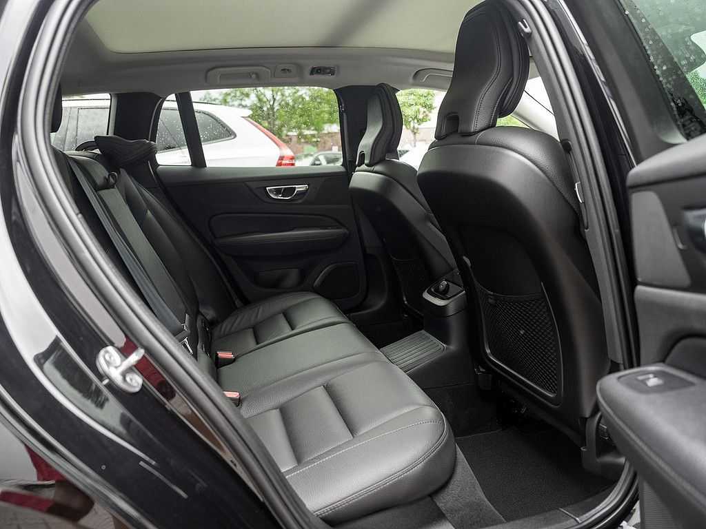 Volvo  T6 AWD Plus Bright