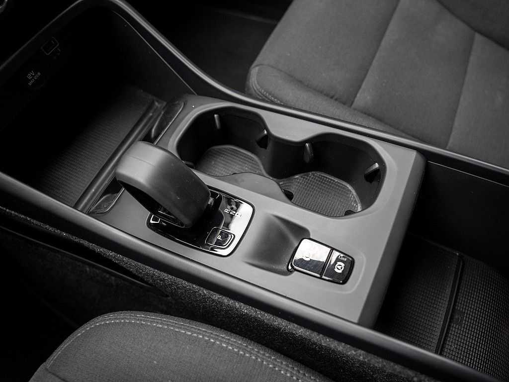 Volvo  T3 Momentum