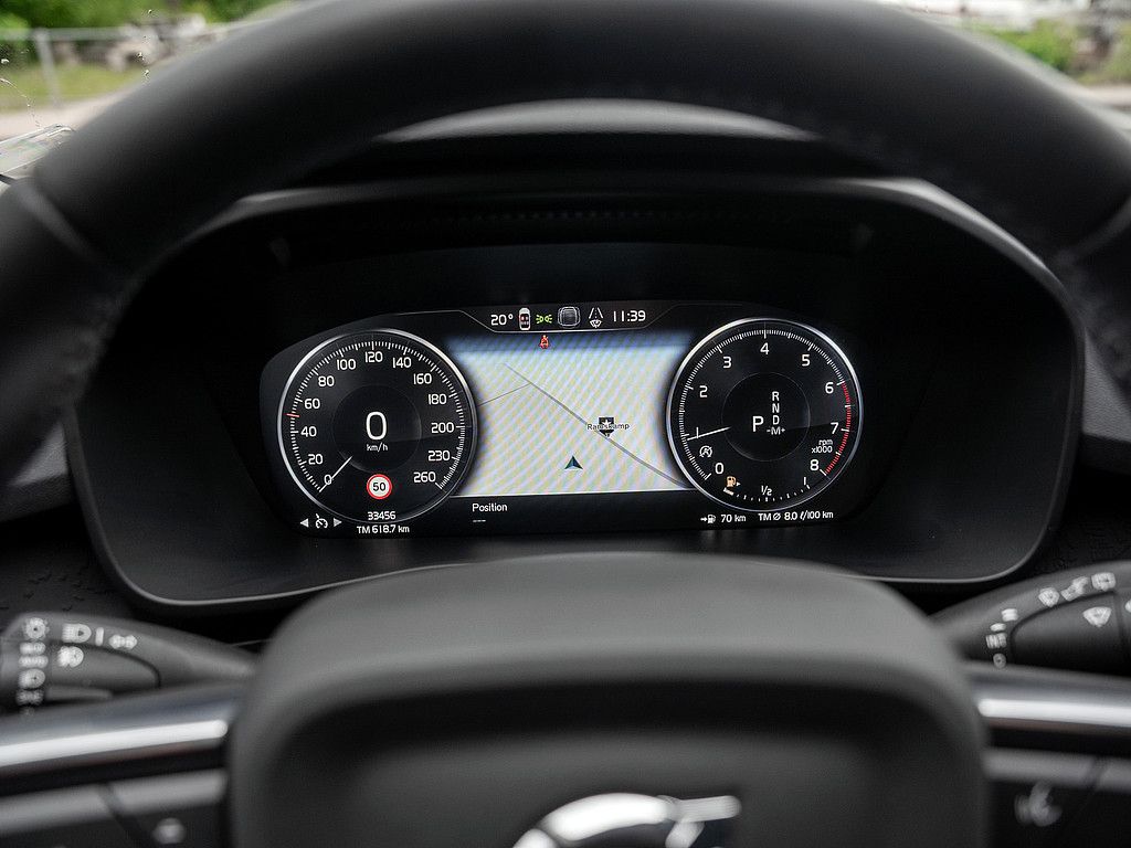 Volvo  T3 Momentum