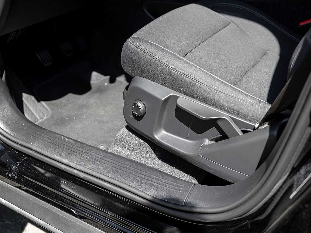 Volvo  T2 Momentum KAMERA H/K NAVI W-LAN LED PANO