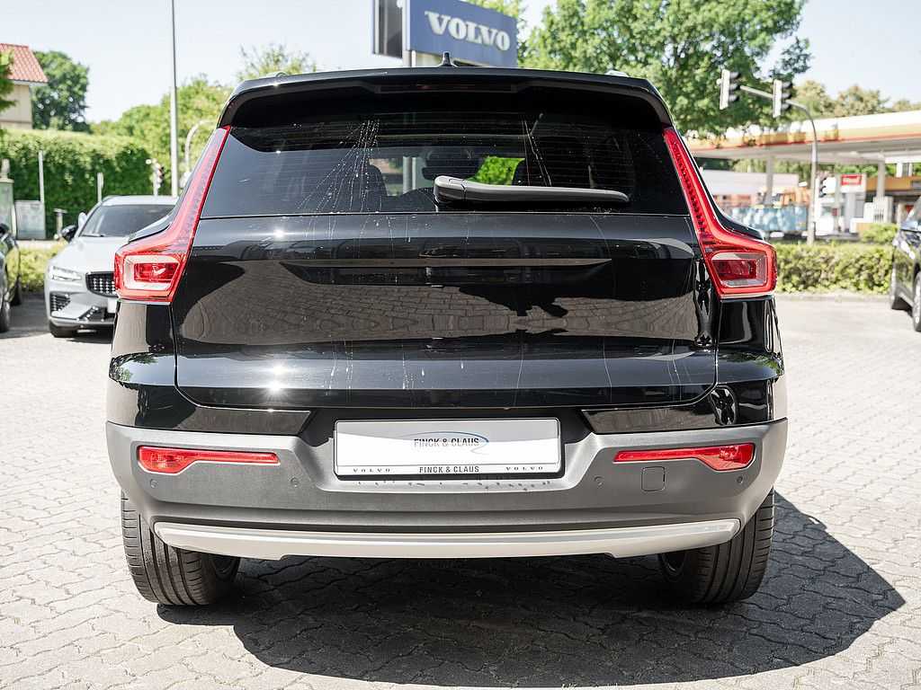 Volvo  T2 Momentum KAMERA H/K NAVI W-LAN LED PANO