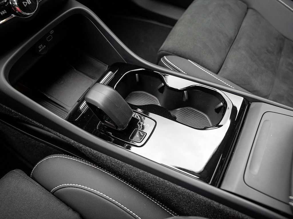 Volvo  Twin Performance Ultra Dark LED PANO 360°