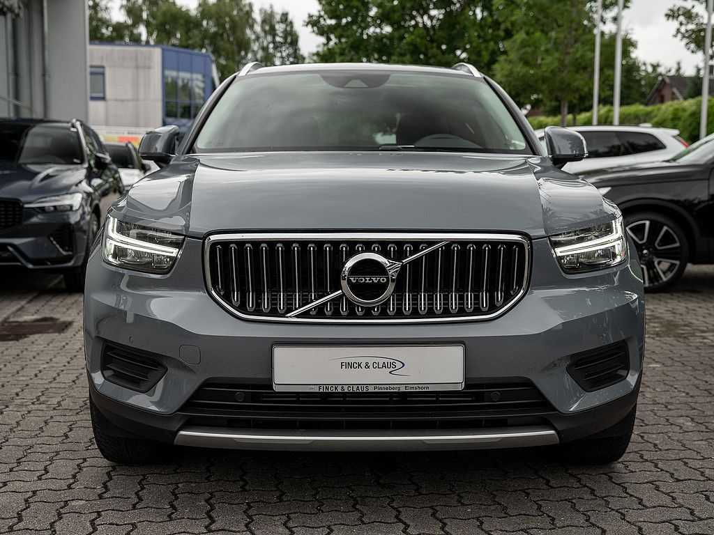 Volvo  T4 Inscription Expression Recharge LED PANO