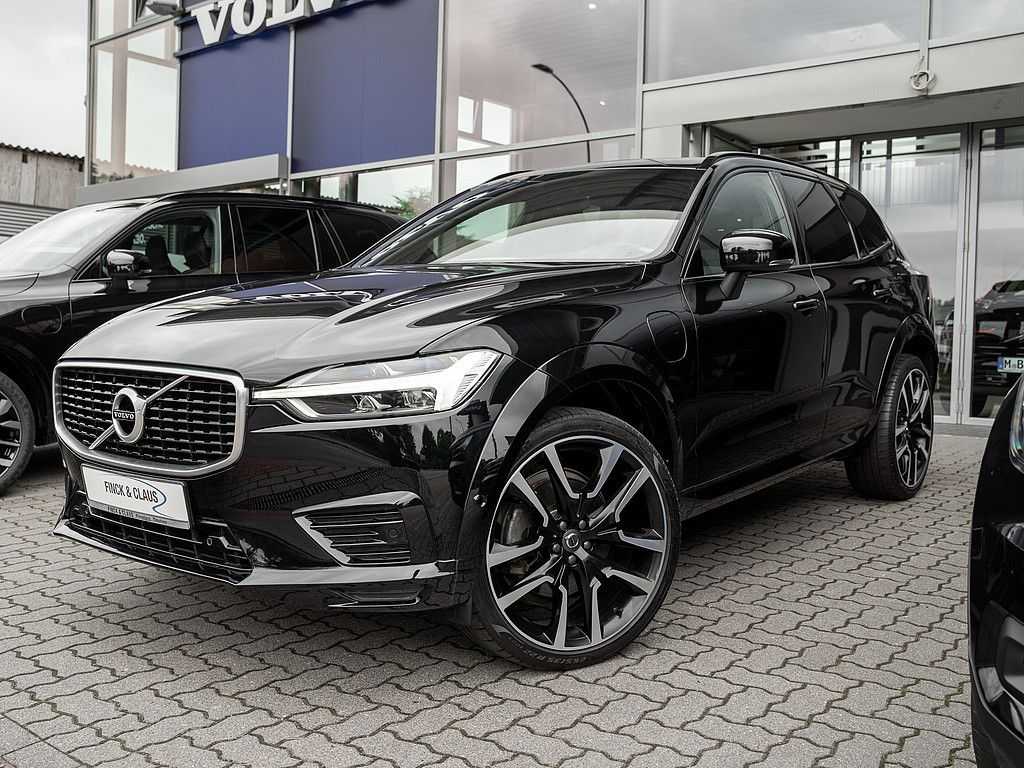Volvo  T8 AWD R-Design W-LAN HUD STANDHZ LED PANO