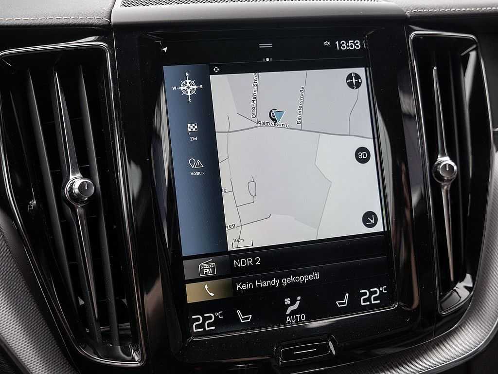 Volvo  T8 AWD R-Design W-LAN HUD STANDHZ LED PANO