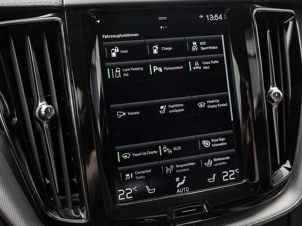 Volvo  T8 AWD R-Design W-LAN HUD STANDHZ LED PANO