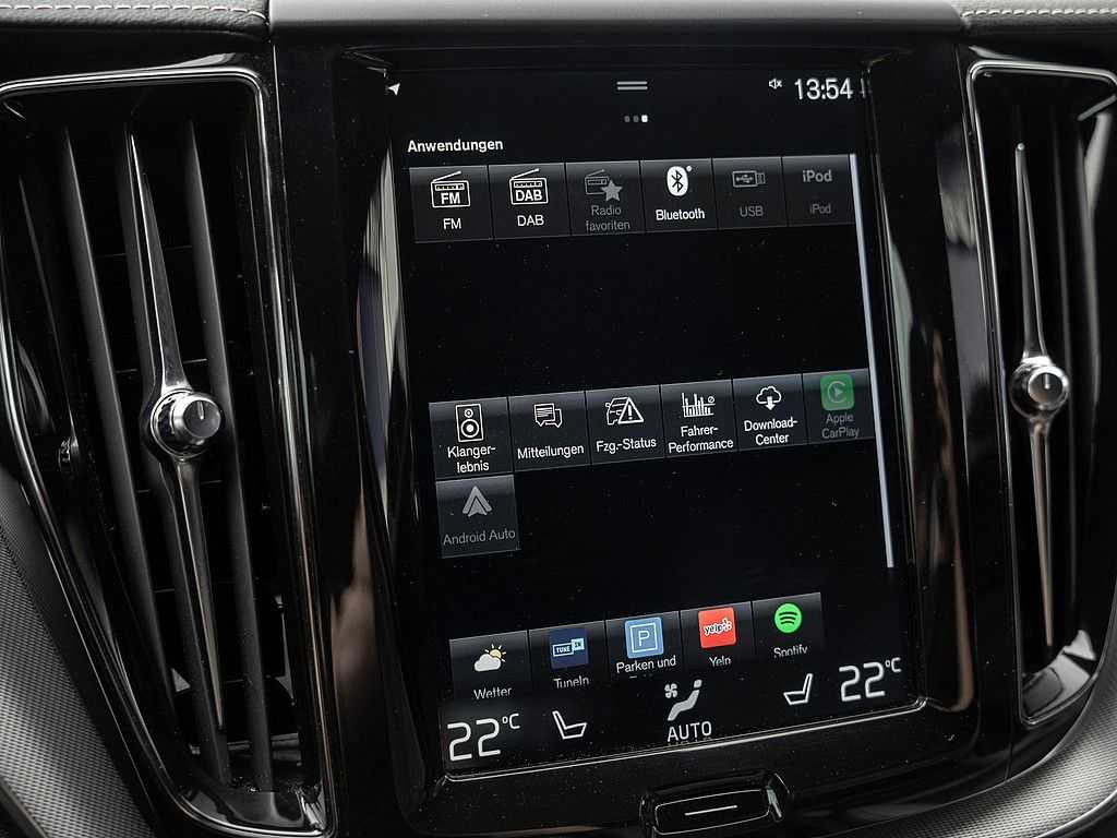 Volvo  T8 AWD R-Design W-LAN HUD STANDHZ LED PANO