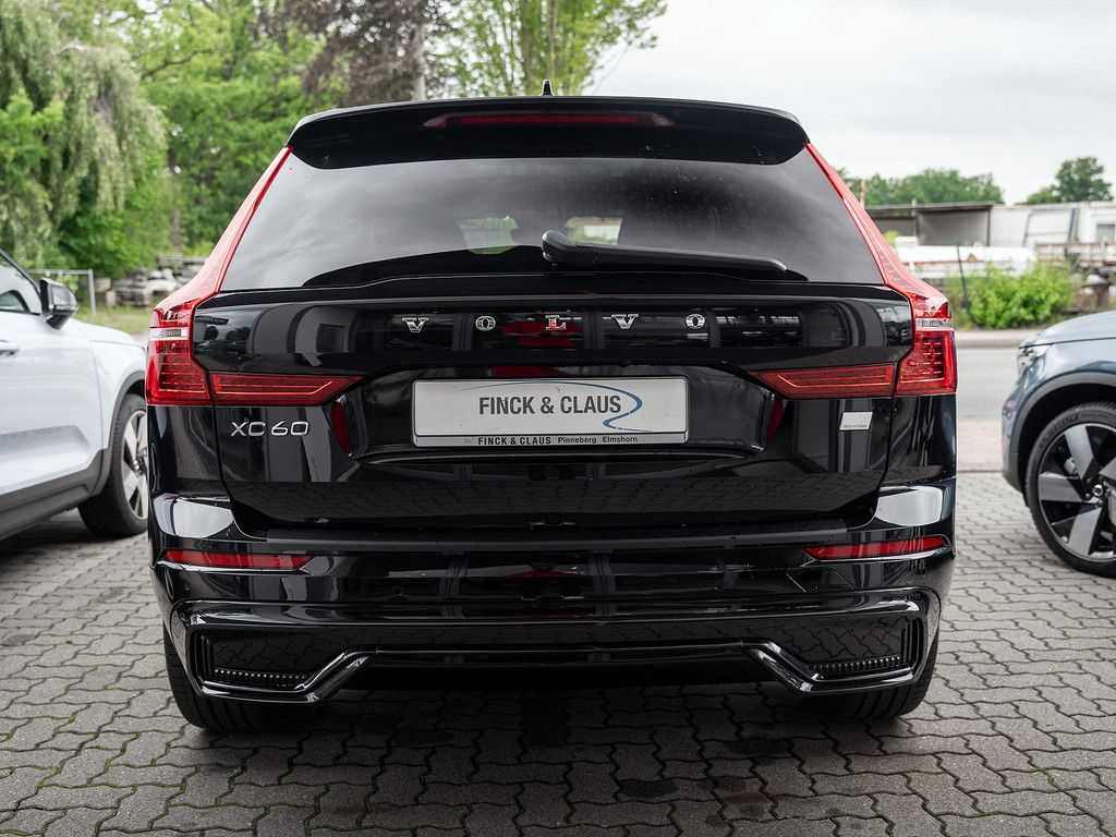 Volvo  T8 R-Design Recharge Plug-In Hybrid AWD