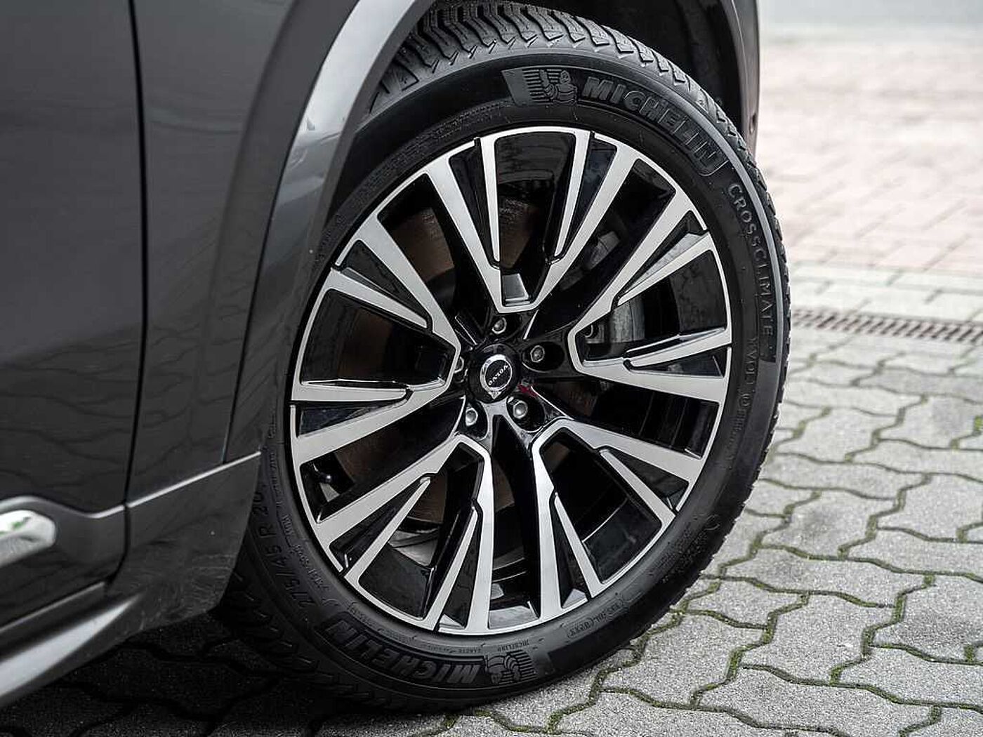 Volvo  T8 Plus Bright Plug-In AWD
